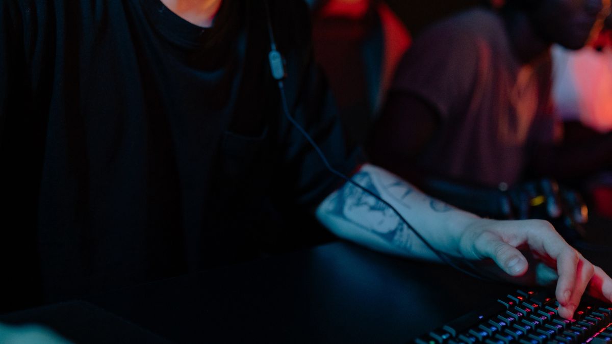 Exploração de 0-day: como os hackers se aproveitam antes de todo mundo?